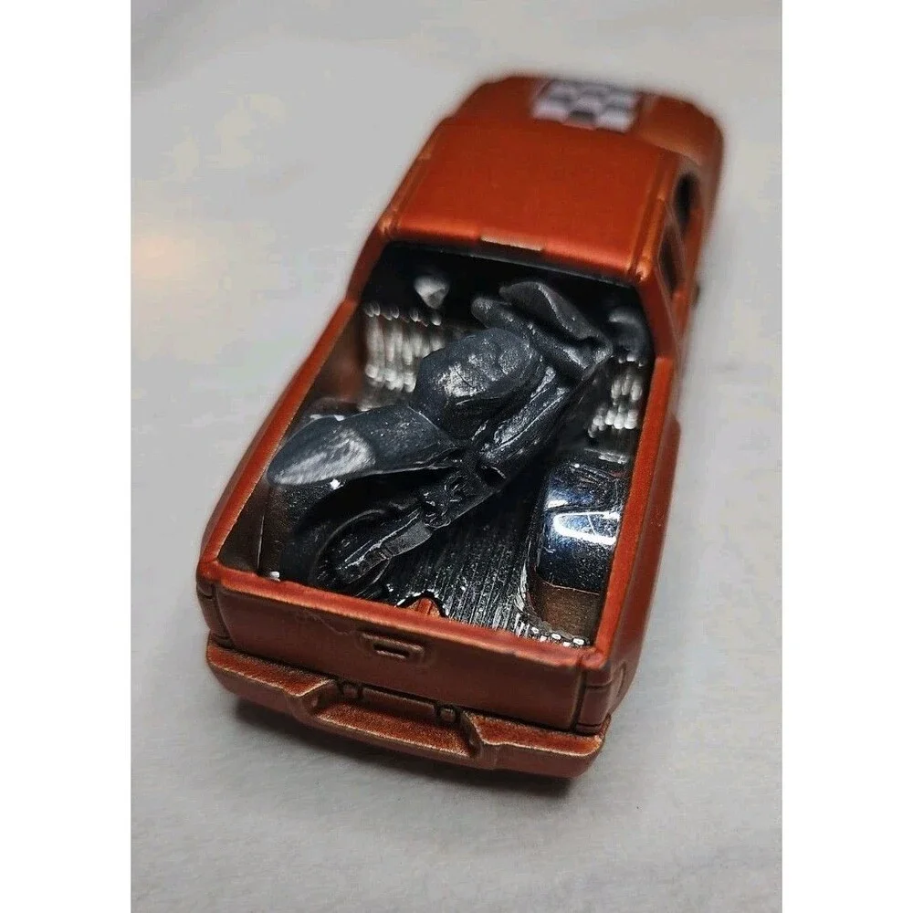 HOT WHEELS CHEVY SILVERADO PICKUP BRONZE w/BIKE 2010 HW GARAGE